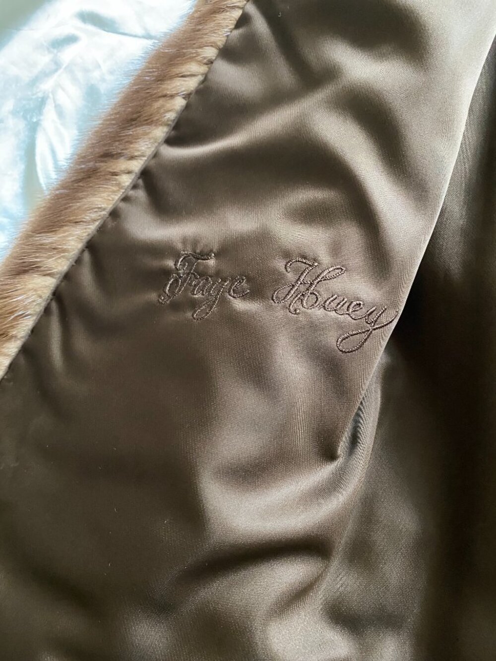 Vintage Henig Furs Light Brown Mink Cuffed Jacket S/M - Picture 5 of 10